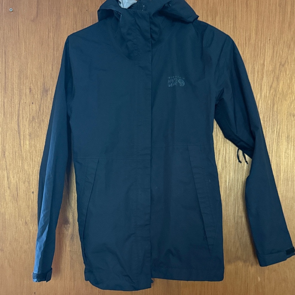 Mountain hardware jacket